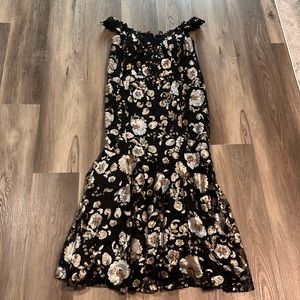 Gorgeous Elegant Black Champagne and Gold Sequin Floral Mermaid Evening Gown